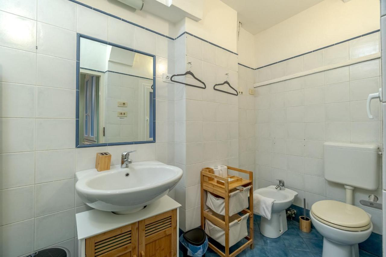 Casa Poirot Functional Flat Apartment Генуа Екстериор снимка